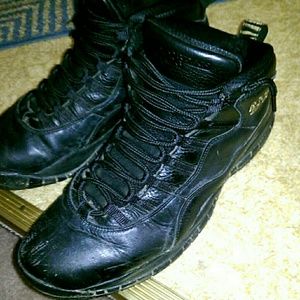 Jordan 10 NyC City Collection